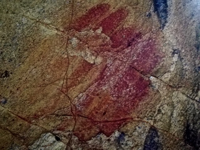 Ardales cave Neanderthal markings. Photo from Ardales Information Centre